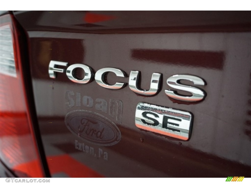 2007 Focus ZX4 SE Sedan - Infra-Red / Charcoal/Light Flint photo #87