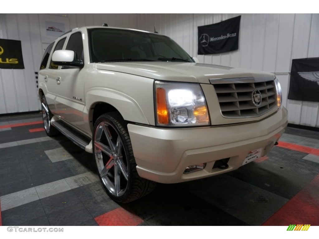 2005 Escalade AWD - White Diamond / Shale photo #5