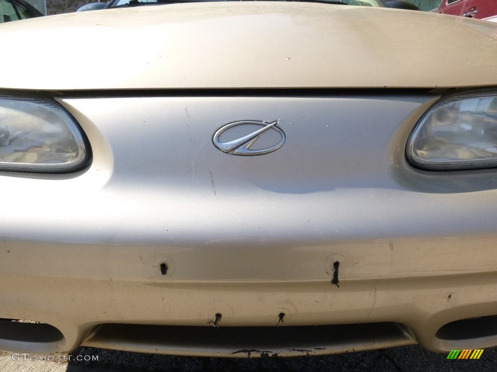 2003 Alero GL Sedan - Sandstone Metallic / Neutral photo #3