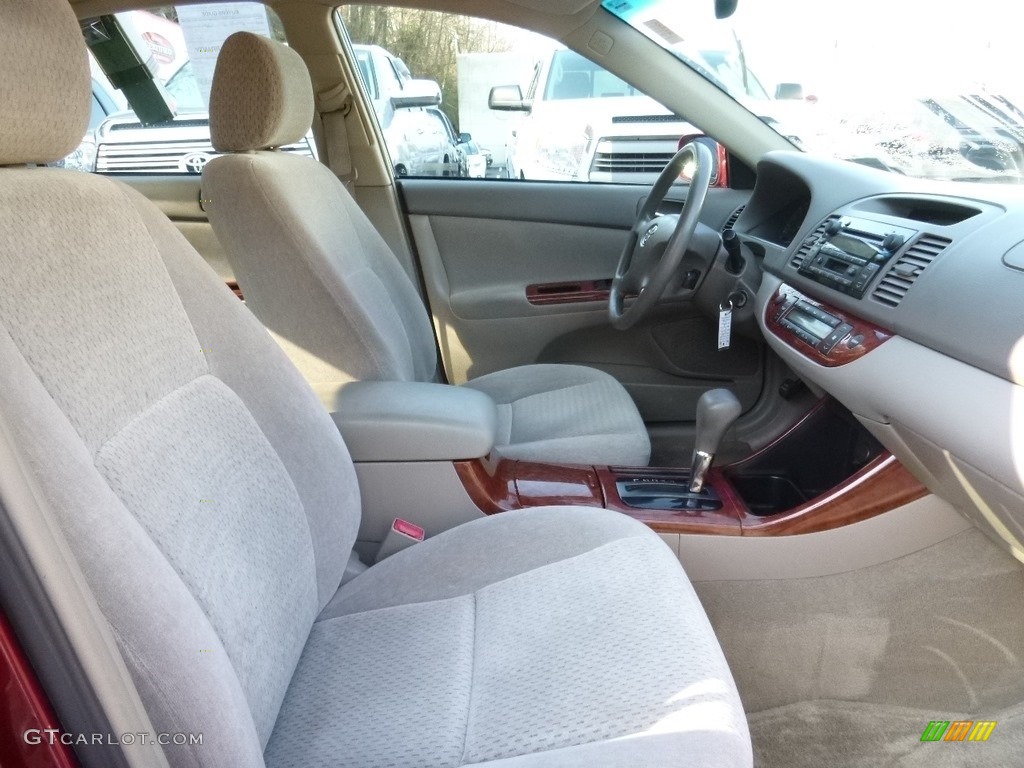 2003 Camry XLE - Salsa Red Pearl / Taupe photo #12