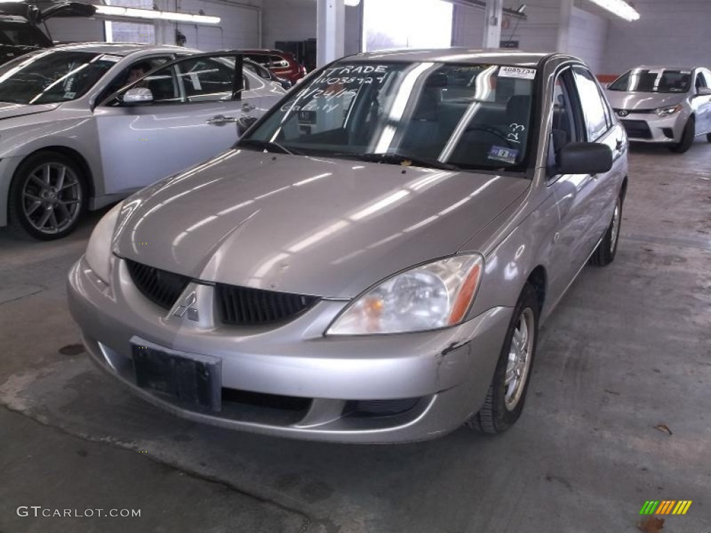 2004 Lancer ES - Cool Silver Metallic / Gray photo #1