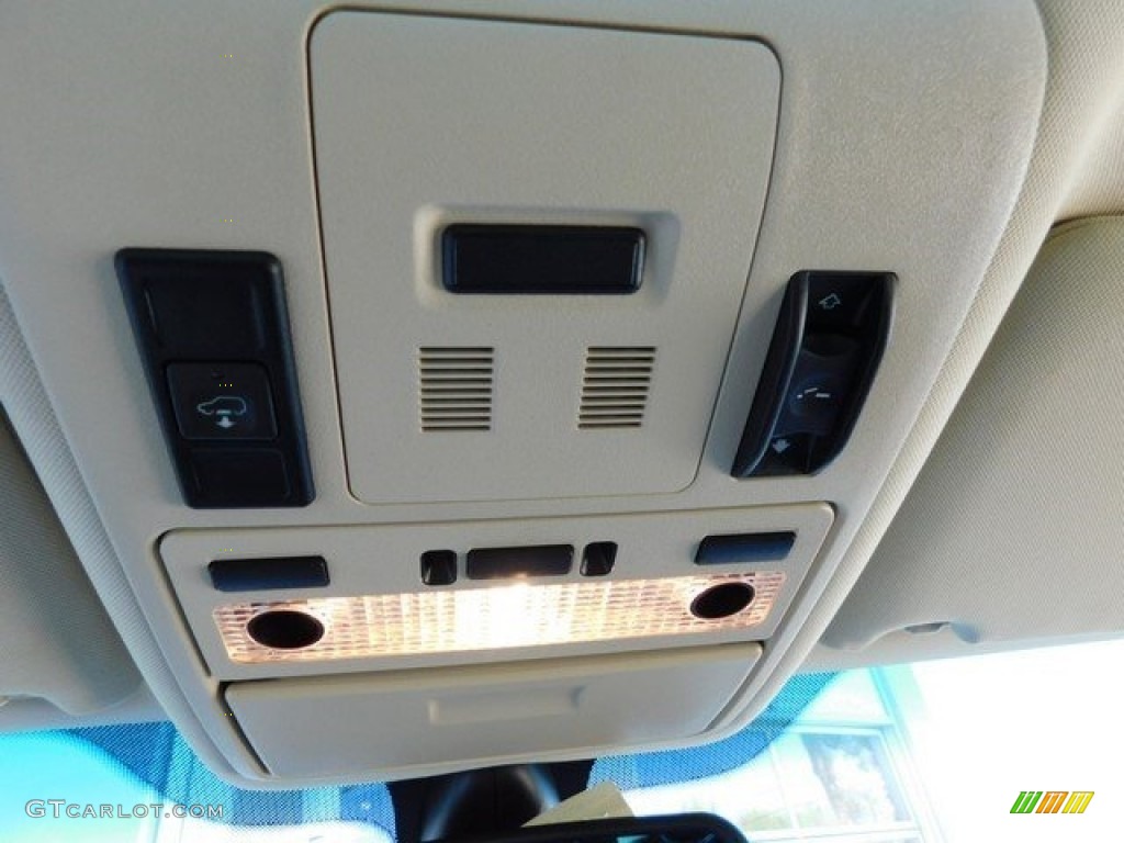 2010 Range Rover HSE - Alaska White / Navy Blue/Parchment photo #34