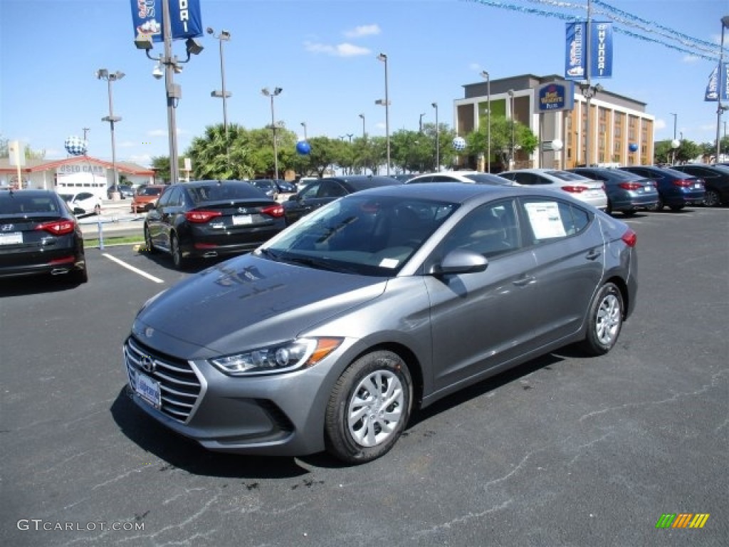 2017 Elantra SE - Gray / Gray photo #3