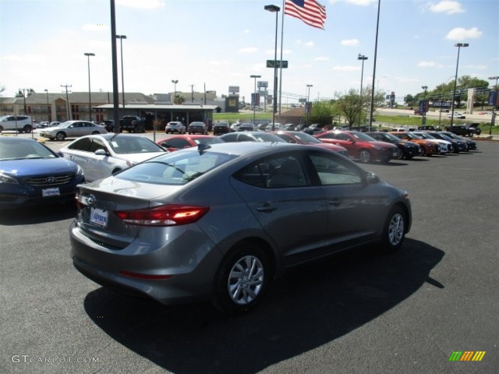 2017 Elantra SE - Gray / Gray photo #7