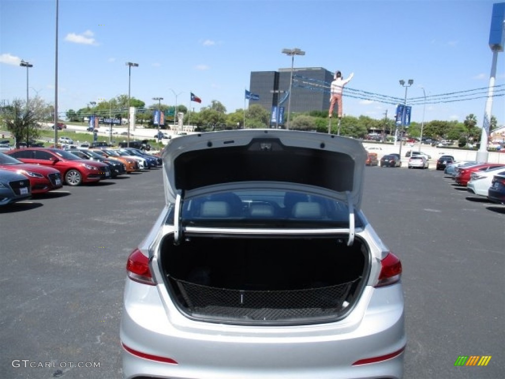 2017 Elantra Limited - Silver / Black photo #10