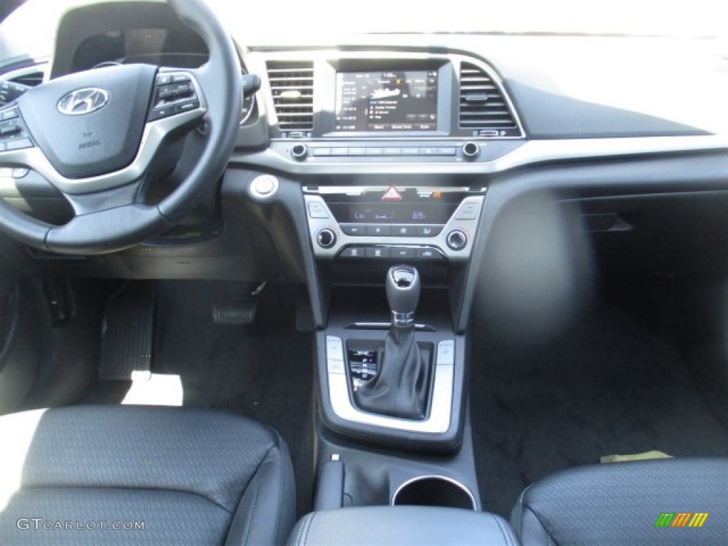 2017 Elantra Limited - Silver / Black photo #14