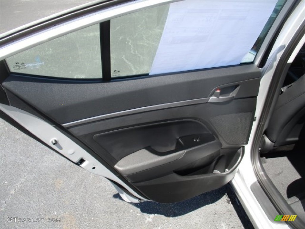 2017 Elantra Limited - Silver / Black photo #15