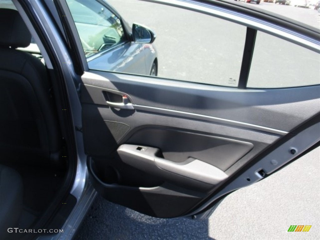 2017 Elantra Limited - Gray / Black photo #13