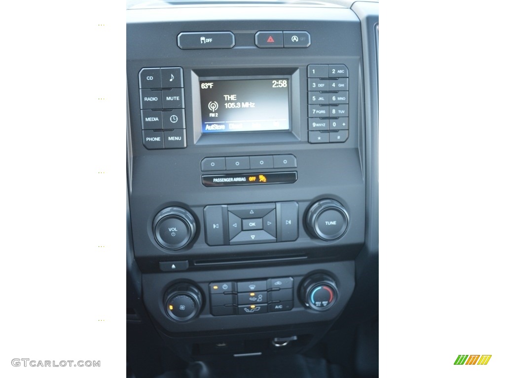 2016 F150 XL SuperCab 4x4 - Oxford White / Medium Earth Gray photo #11