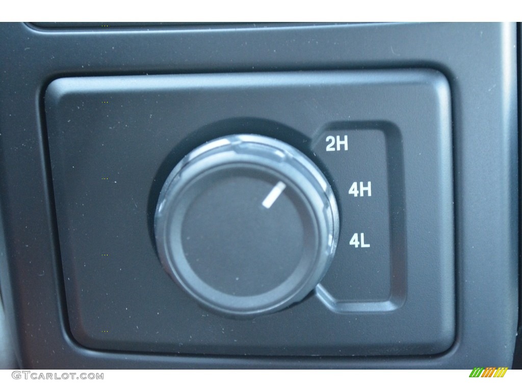 2016 F150 XL SuperCab 4x4 - Oxford White / Medium Earth Gray photo #13