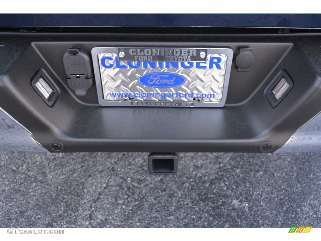 2016 F150 XLT SuperCrew 4x4 - Blue Jeans / Medium Earth Gray photo #5