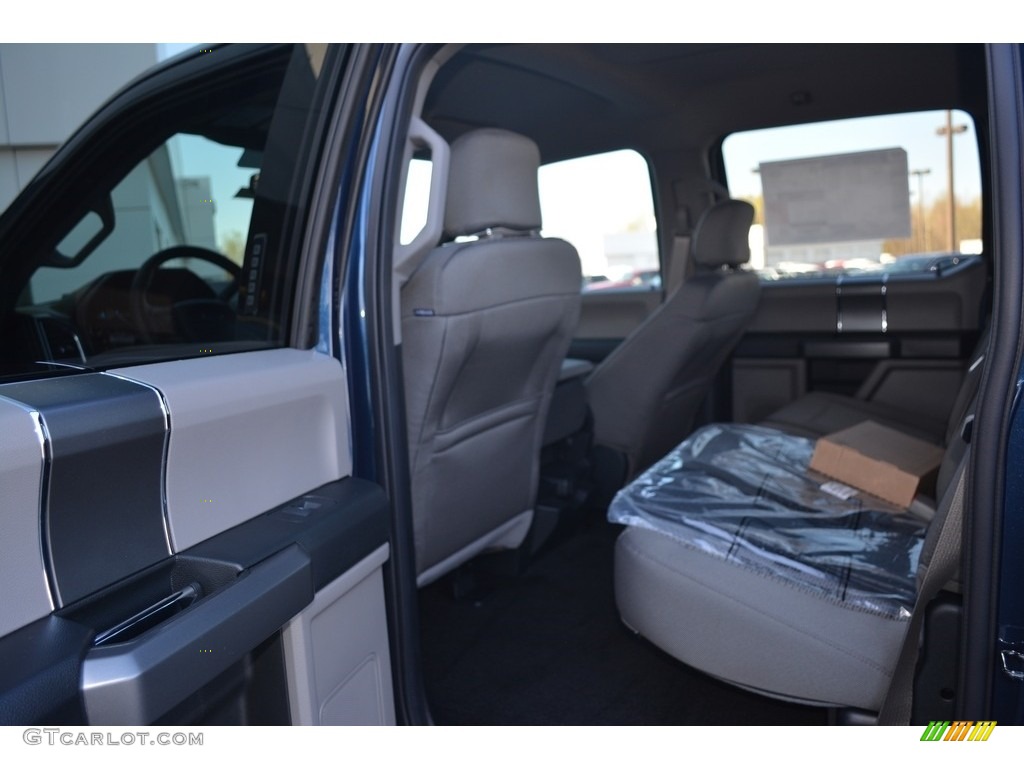 2016 F150 XLT SuperCrew 4x4 - Blue Jeans / Medium Earth Gray photo #10