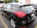 Shadow Black - Focus Titanium Hatch Photo No. 4