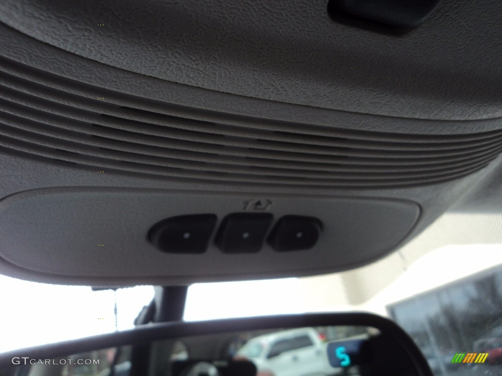 2008 Envoy Denali 4x4 - Carbon Black Metallic / Ebony photo #25