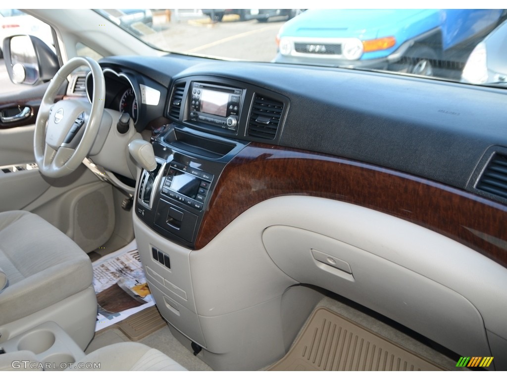 2011 Quest 3.5 SV - Pearl White / Beige photo #12