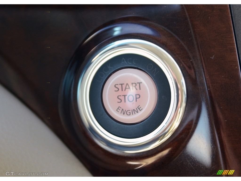 2011 Quest 3.5 SV - Pearl White / Beige photo #21
