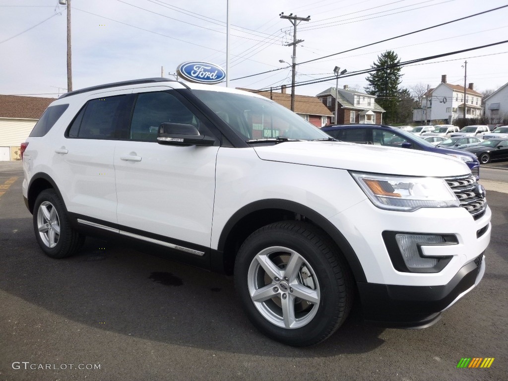 2016 Explorer XLT 4WD - Oxford White / Ebony Black photo #3