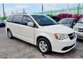 Stone White - Grand Caravan SXT Photo No. 4