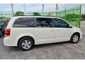 Stone White - Grand Caravan SXT Photo No. 9