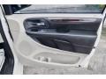 Stone White - Grand Caravan SXT Photo No. 14