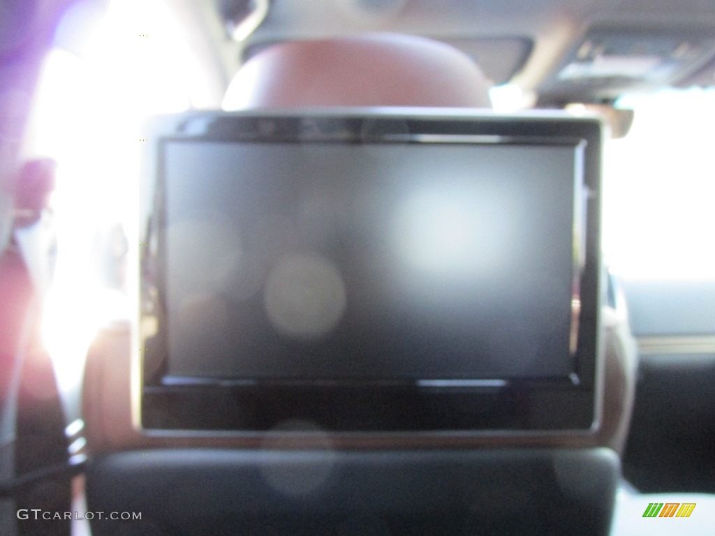 2016 Land Cruiser 4WD - Blue Onyx Pearl / Terra photo #24