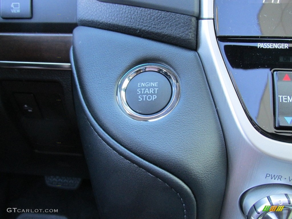 2016 Land Cruiser 4WD - Blue Onyx Pearl / Terra photo #30
