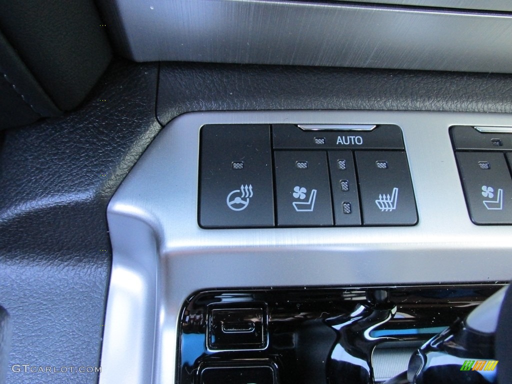2016 Land Cruiser 4WD - Blue Onyx Pearl / Terra photo #31