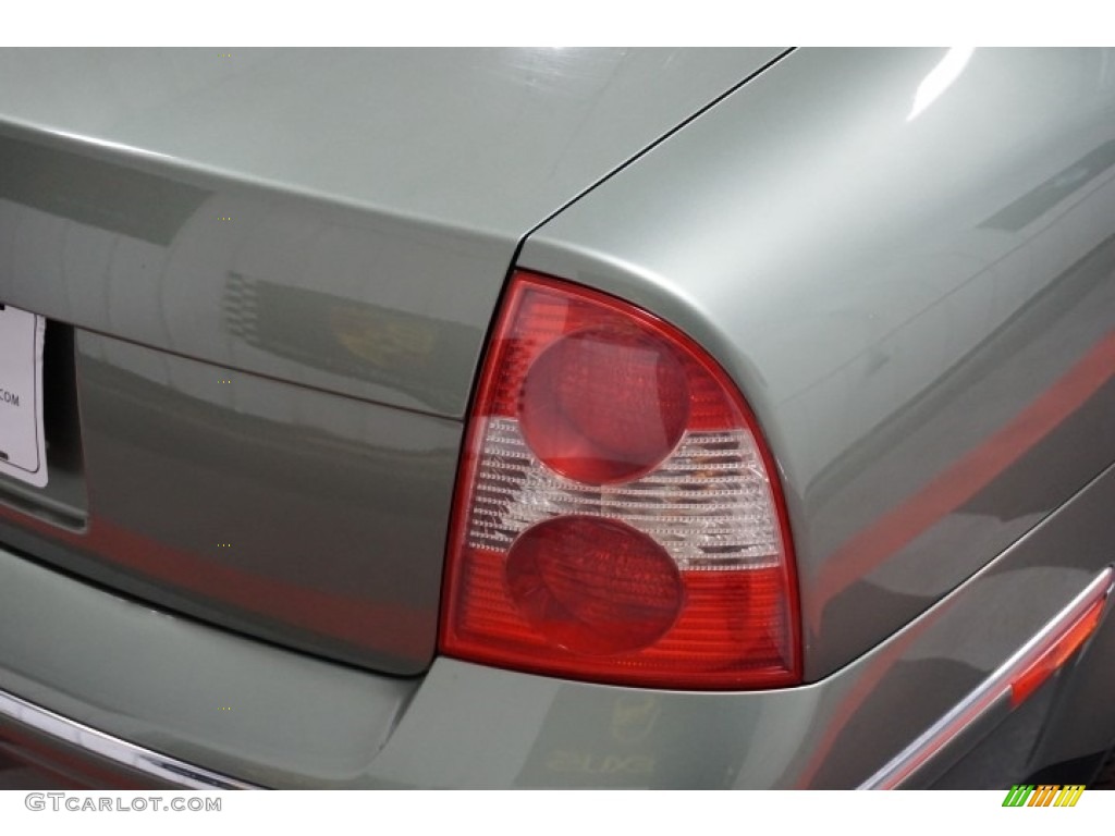 2003 Passat GLS Sedan - Fresco Green Metallic / Beige photo #61