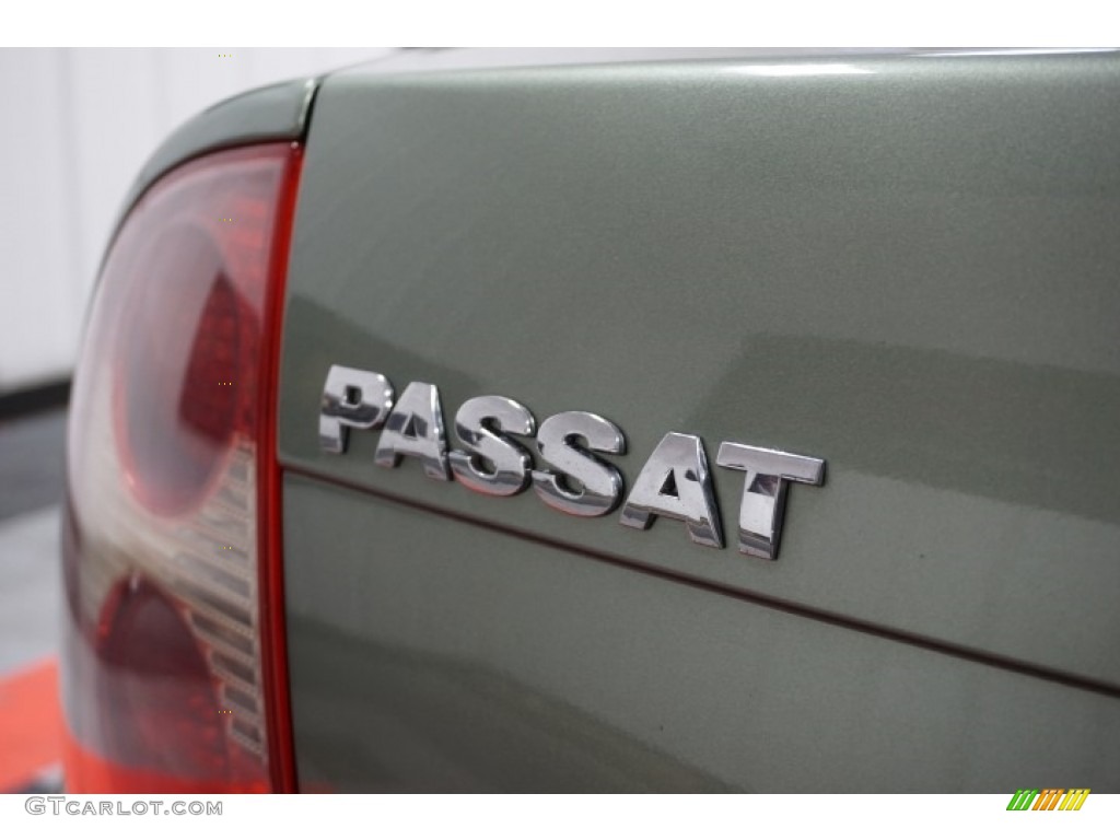 2003 Passat GLS Sedan - Fresco Green Metallic / Beige photo #89