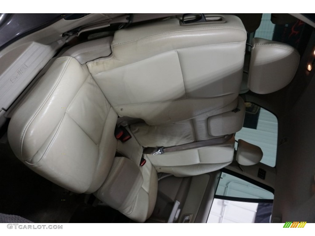 2005 XC90 V8 AWD - Titanium Gray Metallic / Taupe/Light Taupe photo #19