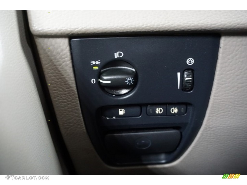 2005 XC90 V8 AWD - Titanium Gray Metallic / Taupe/Light Taupe photo #37