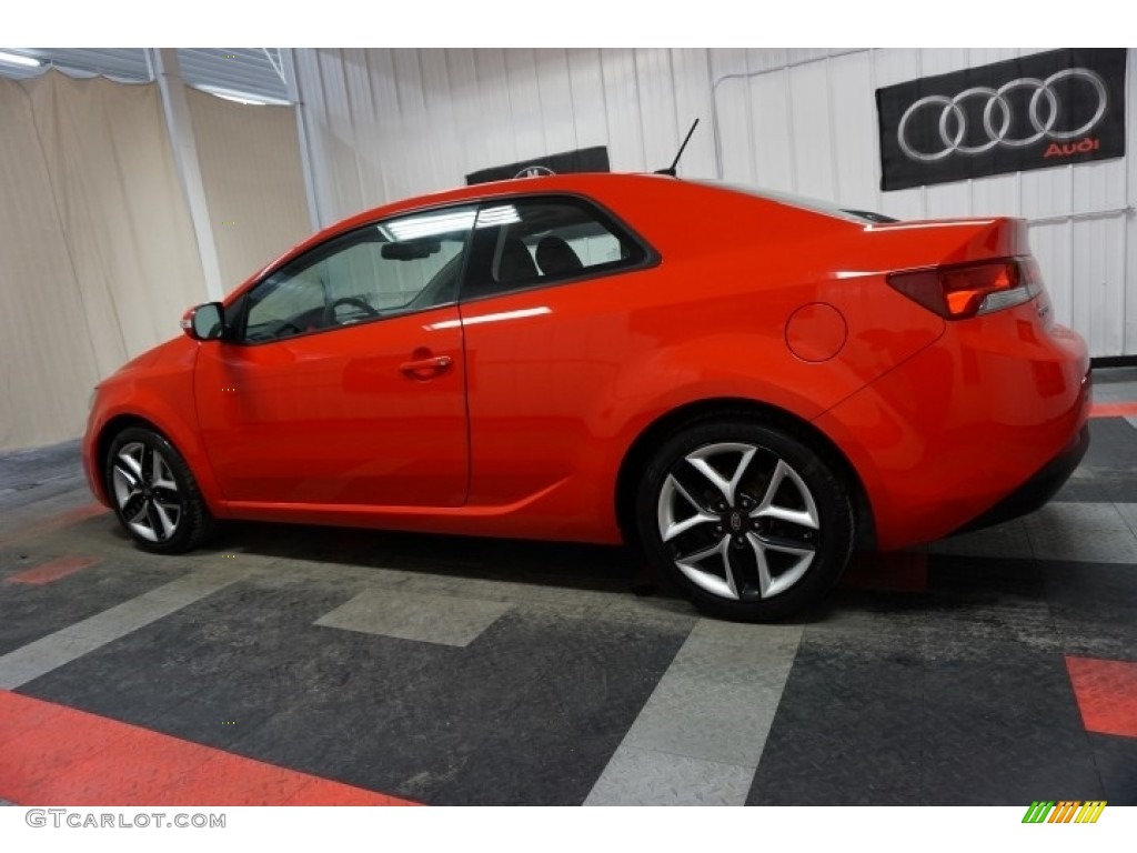 2010 Forte Koup SX - Racing Red / Black Sport photo #11