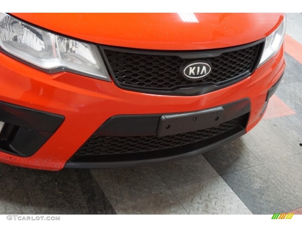 2010 Forte Koup SX - Racing Red / Black Sport photo #54