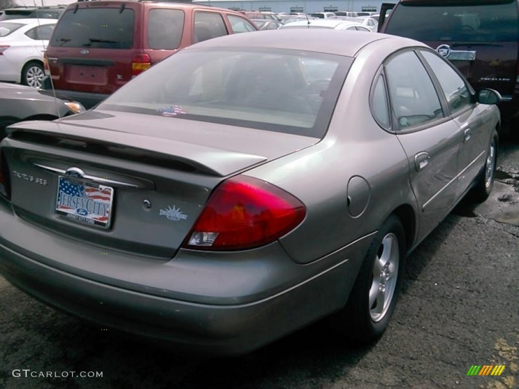 2003 Taurus SES - Spruce Green Metallic / Medium Parchment photo #2