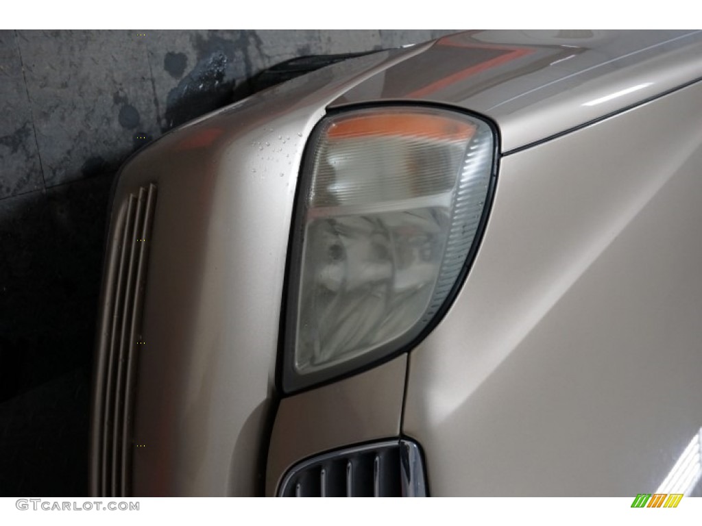 2005 DeVille Sedan - Light Cashmere / Shale photo #55