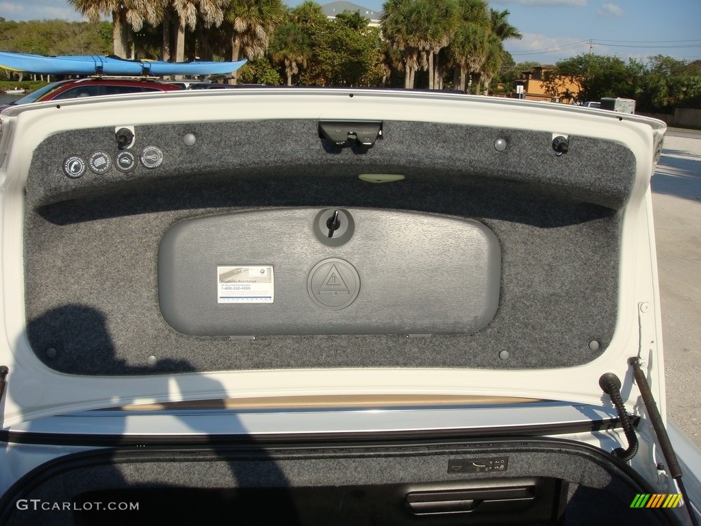 2006 3 Series 330i Convertible - Alpine White / Natural Brown photo #15