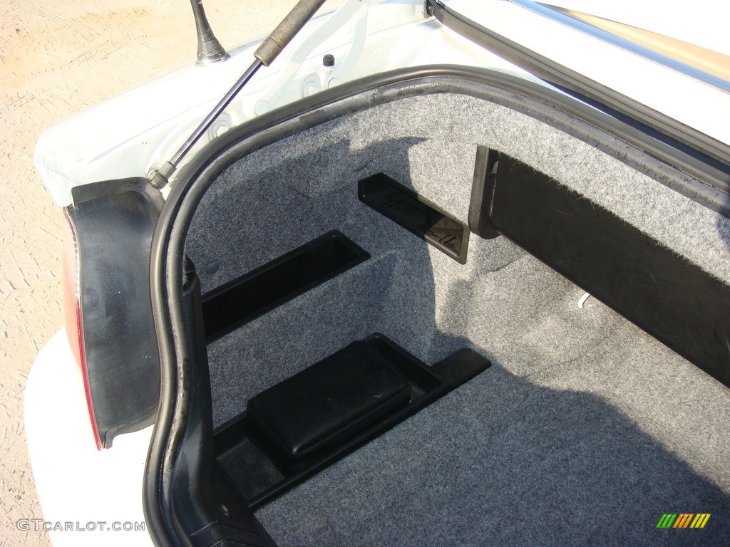 2006 3 Series 330i Convertible - Alpine White / Natural Brown photo #17