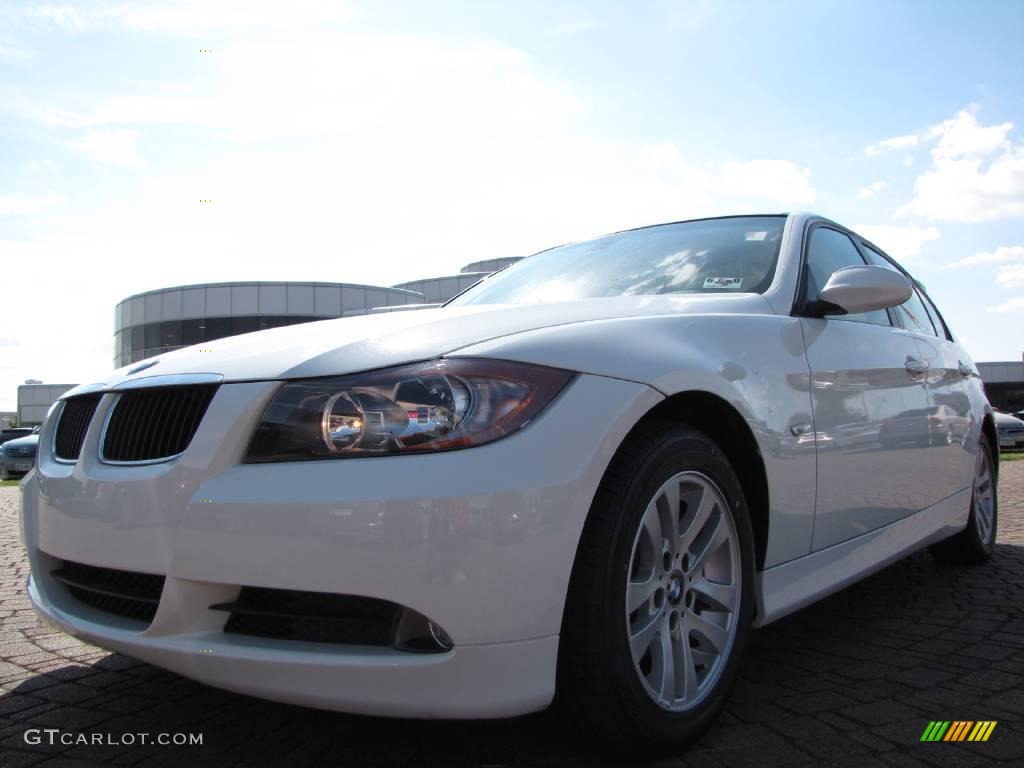 2006 3 Series 325i Sedan - Alpine White / Beige photo #9