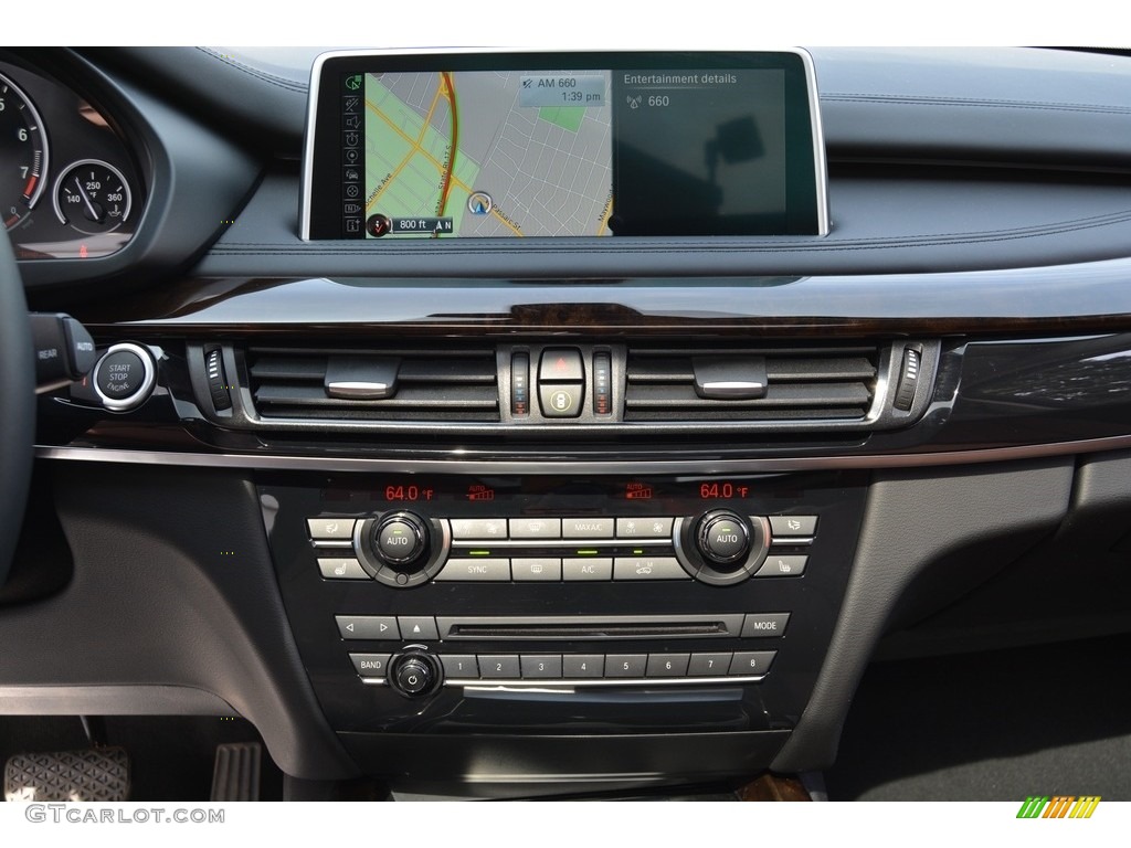2016 BMW X5 xDrive50i Controls Photo #111778595