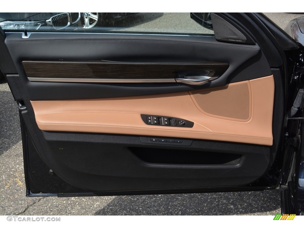 2015 BMW 7 Series 750i xDrive Sedan Door Panel Photos