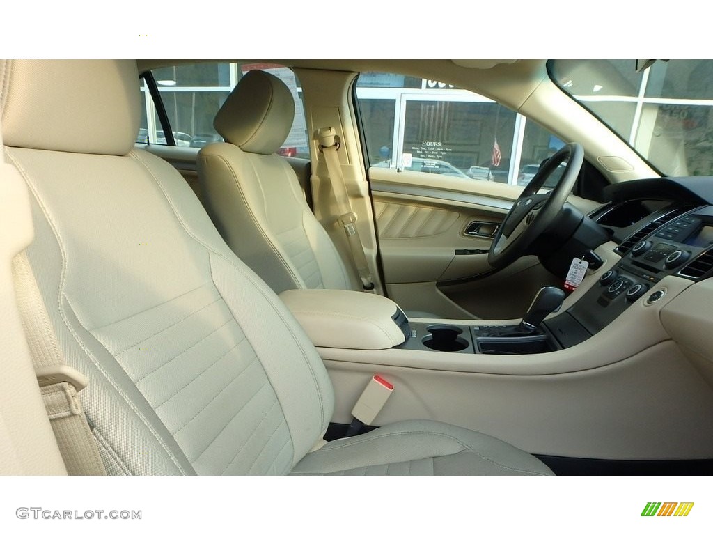 2015 Taurus SE - Oxford White / Dune photo #11