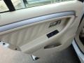 2015 Oxford White Ford Taurus SE  photo #18