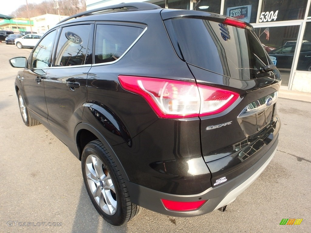 2013 Escape SEL 2.0L EcoBoost 4WD - Tuxedo Black Metallic / Medium Light Stone photo #8