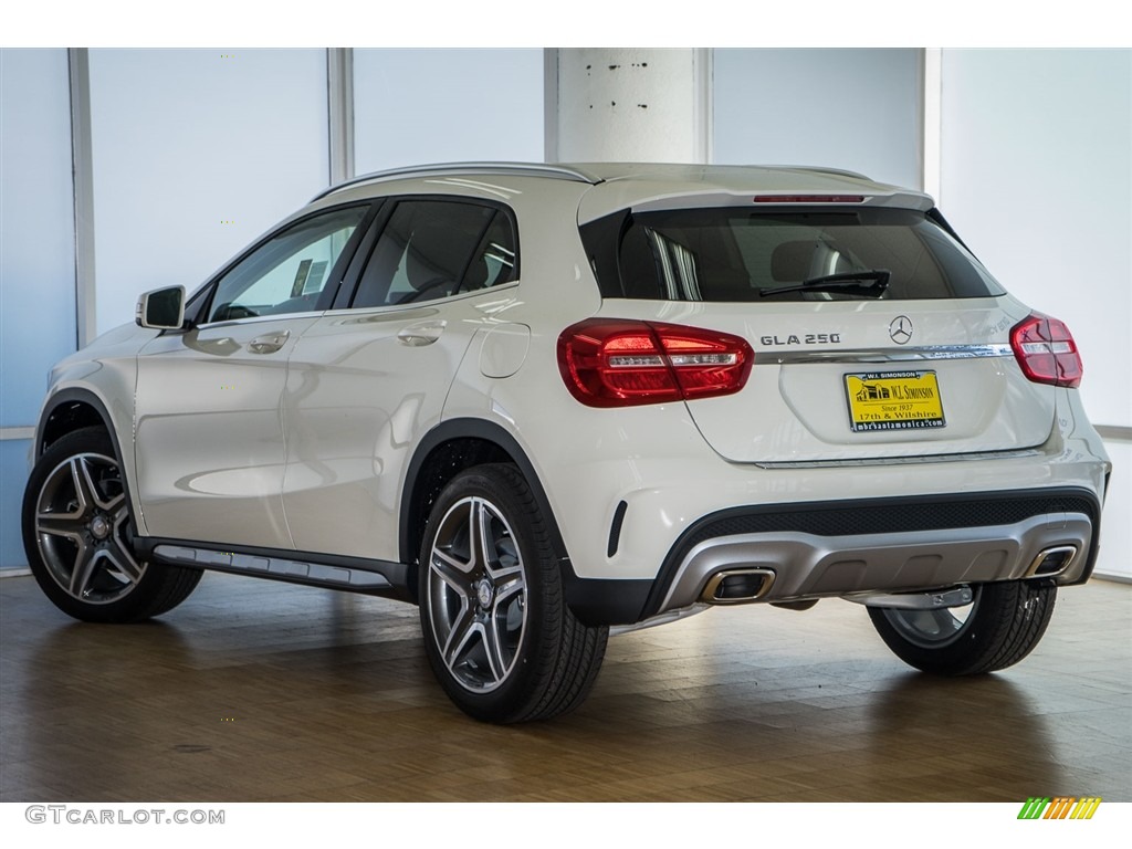 2016 GLA 250 - Cirrus White / Black photo #3