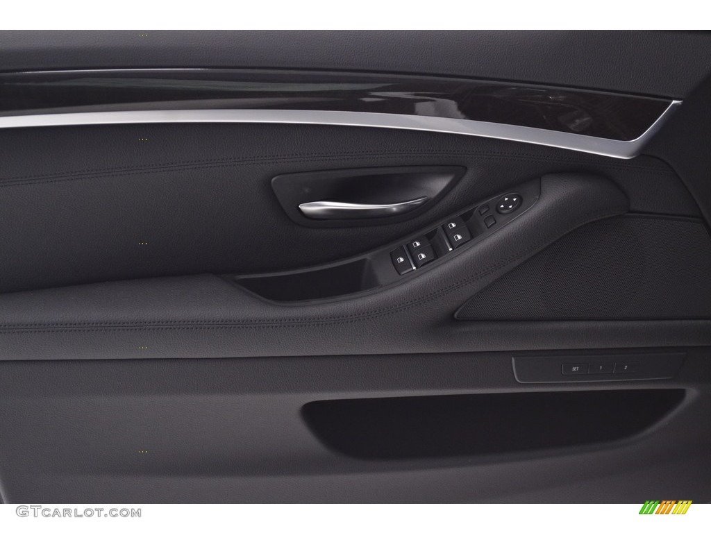 2016 5 Series 528i Sedan - Dark Graphite Metallic / Black photo #11