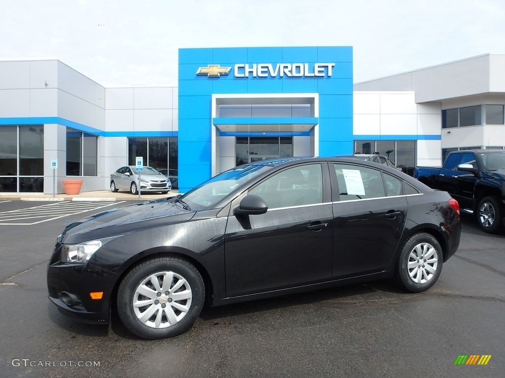 2011 Cruze LS - Taupe Gray Metallic / Jet Black/Medium Titanium photo #1