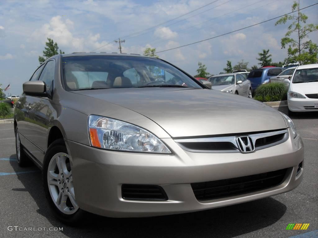 2006 Accord EX Sedan - Desert Mist Metallic / Ivory photo #4