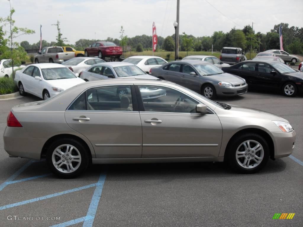 2006 Accord EX Sedan - Desert Mist Metallic / Ivory photo #5