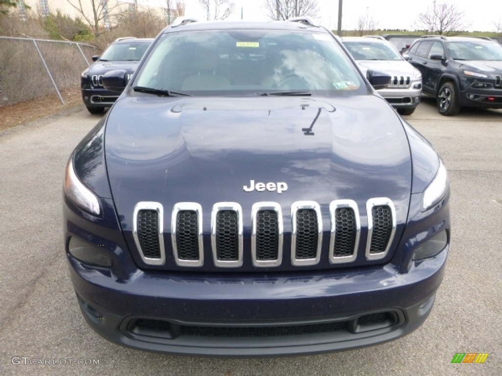 2016 Cherokee Latitude 4x4 - True Blue Pearl / Black photo #11