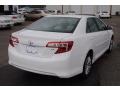 Super White - Camry LE Photo No. 5